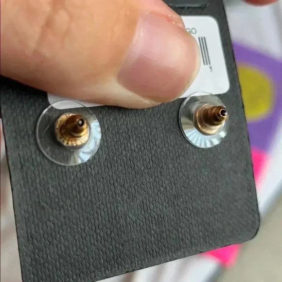 🌟Pineapple Earrings - Picture 3 of 3